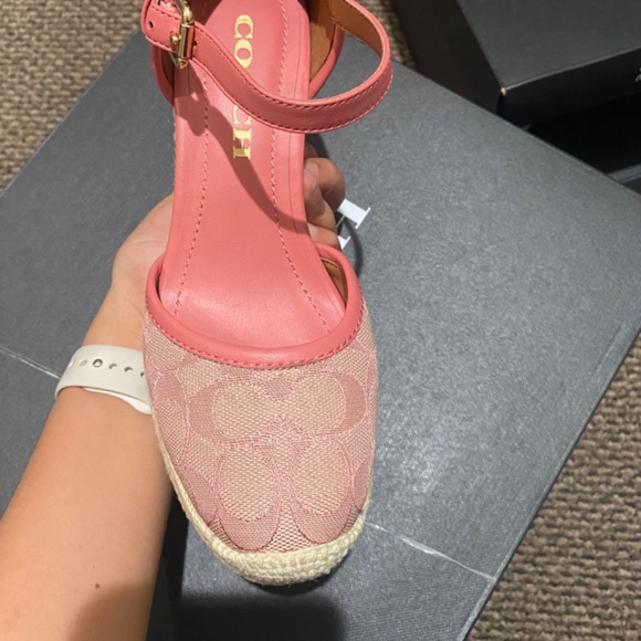 Brand new coach espadrille - Picture 3 of 4